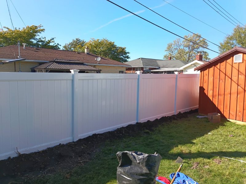 Vinyl Fences in Beverly